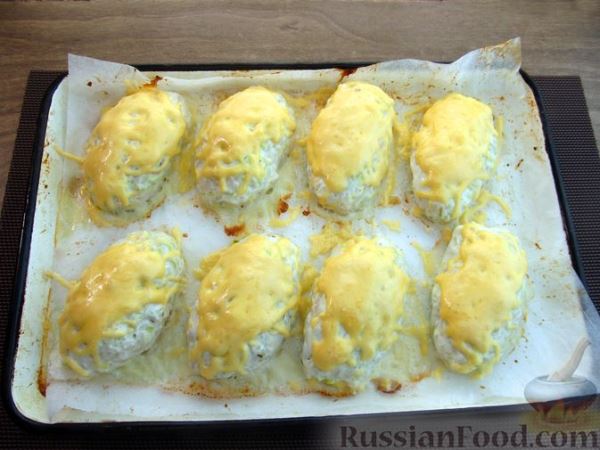 Куриные котлеты с рисом и кабачком, в духовке