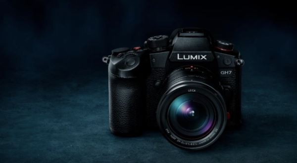 Выпущен Panasonic Lumix GH7. Гибридный автофокус, 12 бит видео, ARRI LogC3